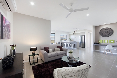 Open Plan Kitchen, Dining, Family Rooms and Study Nook