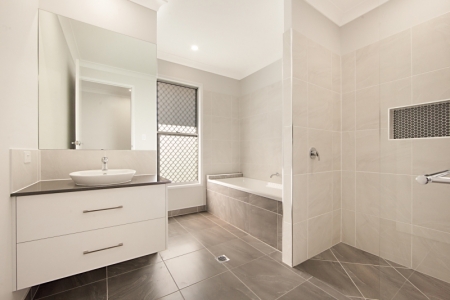 Main Bathroom