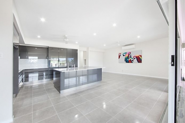 Open Plan Kitchen, Family and Dining